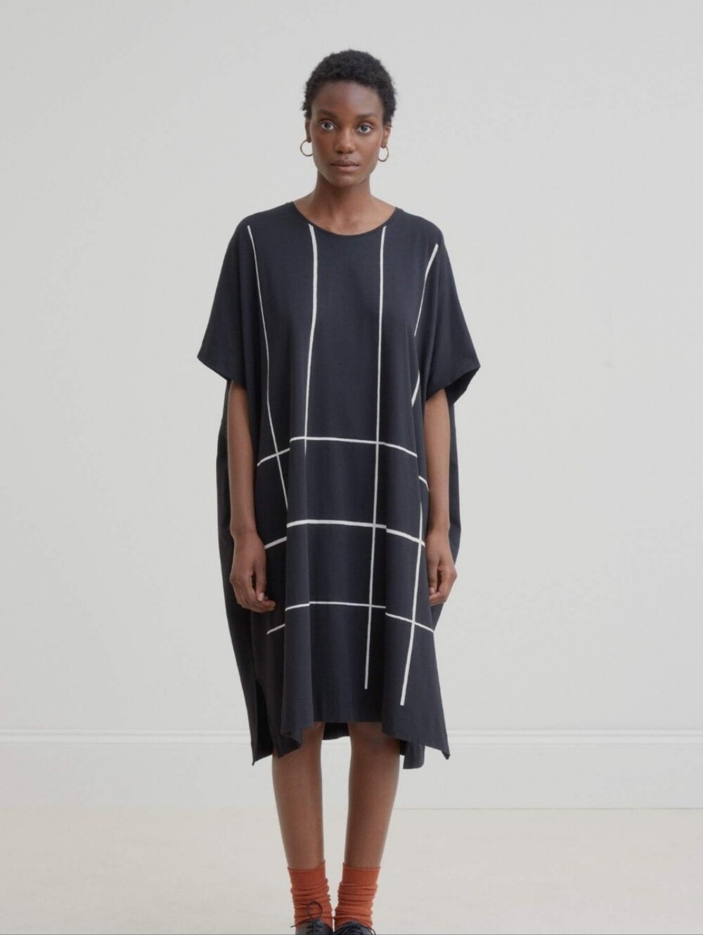 Kowtow Geometry Dress Relaxed Black with White Grid Lines Midi Dress- M